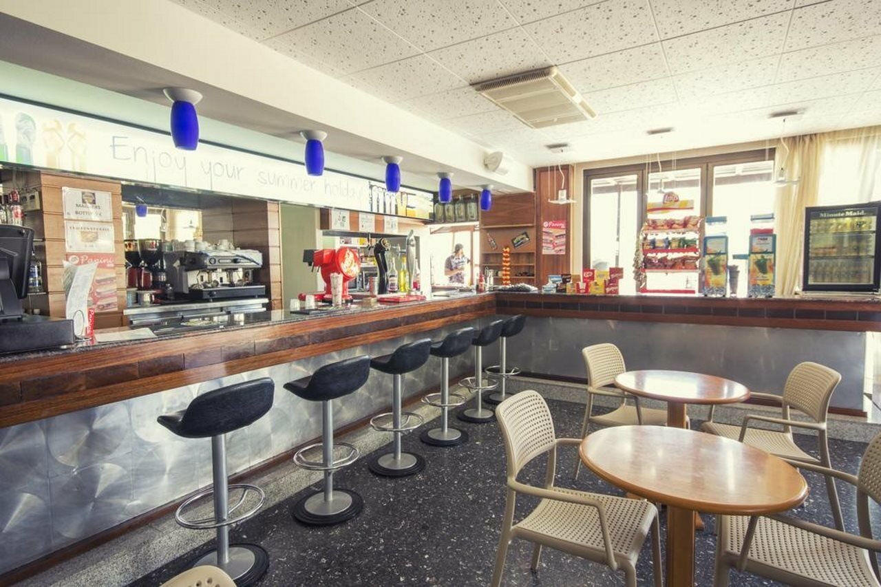 Фото AzuLine Hotel S'Anfora & Fleming