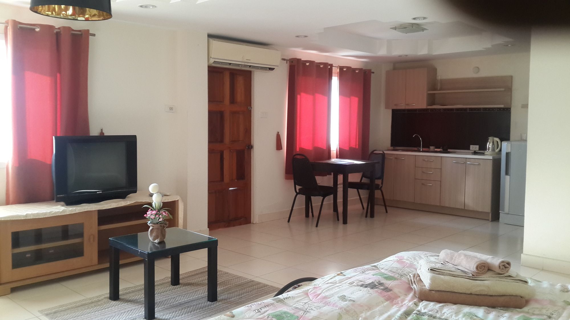 Фото Jardin Hotel