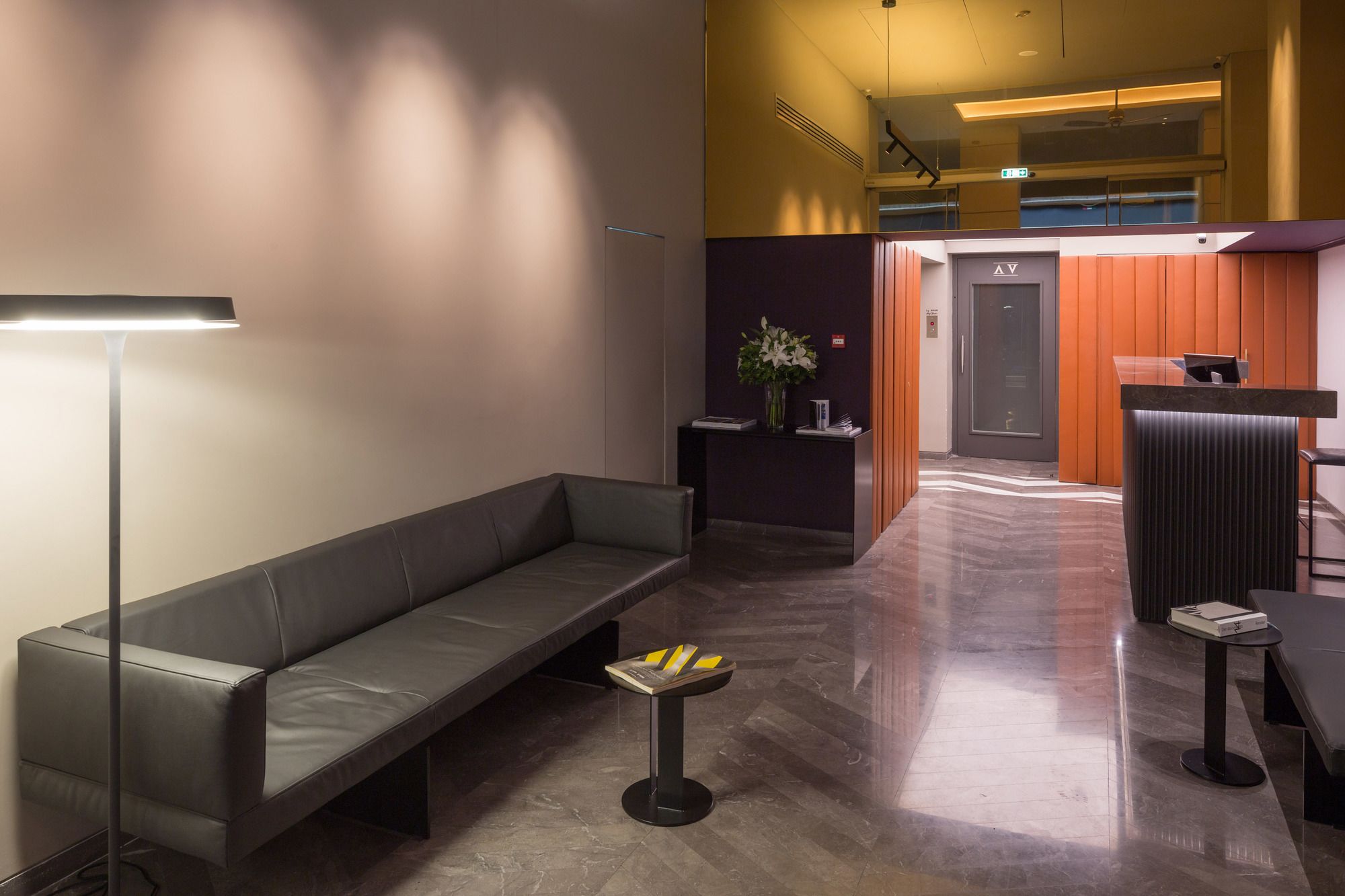 Фото Lozenge Hotel