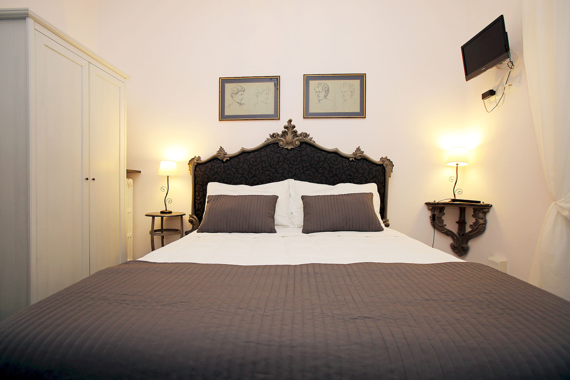 Фото Amica Rome Guest House