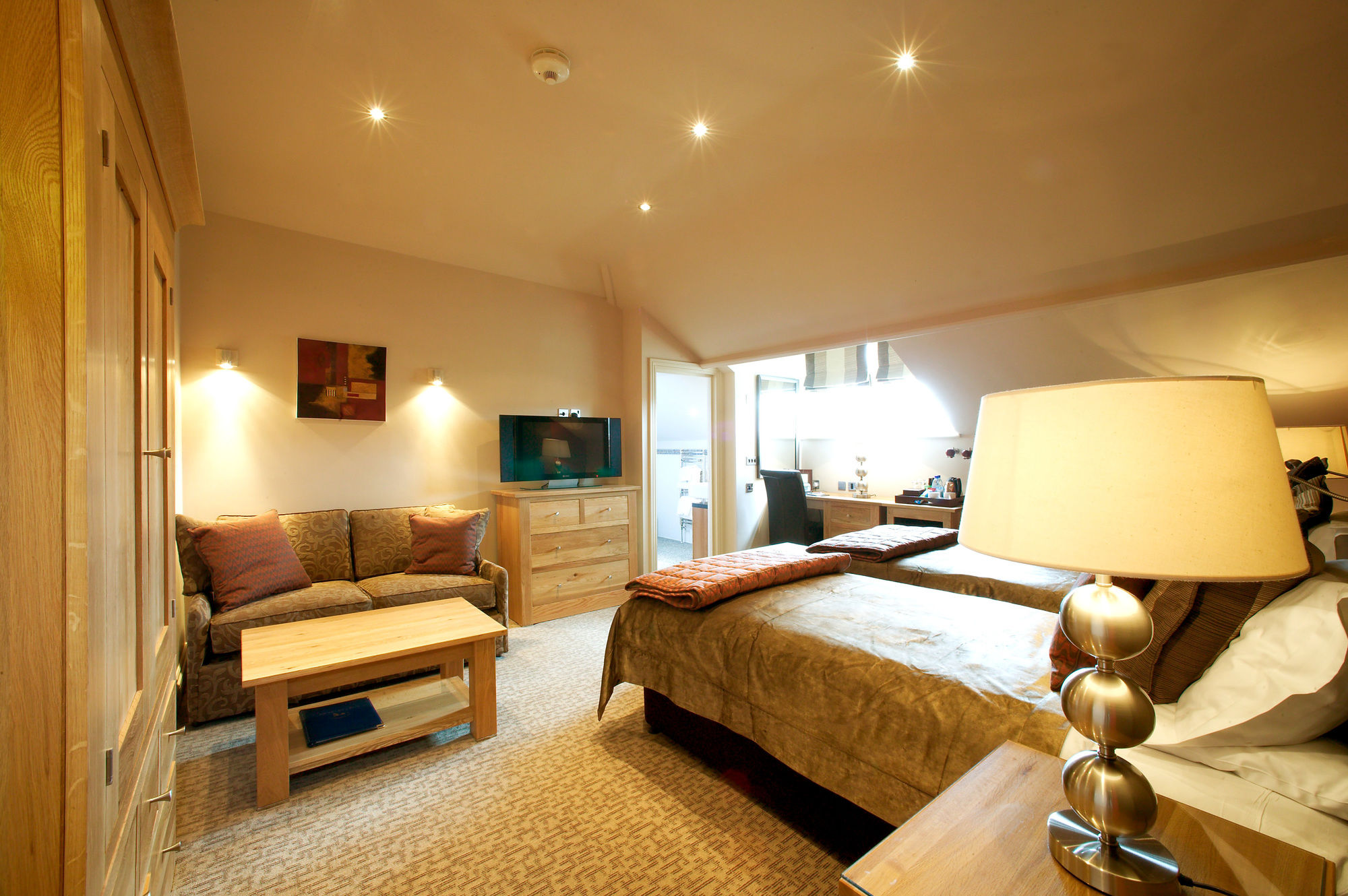 Фото Beaumont House