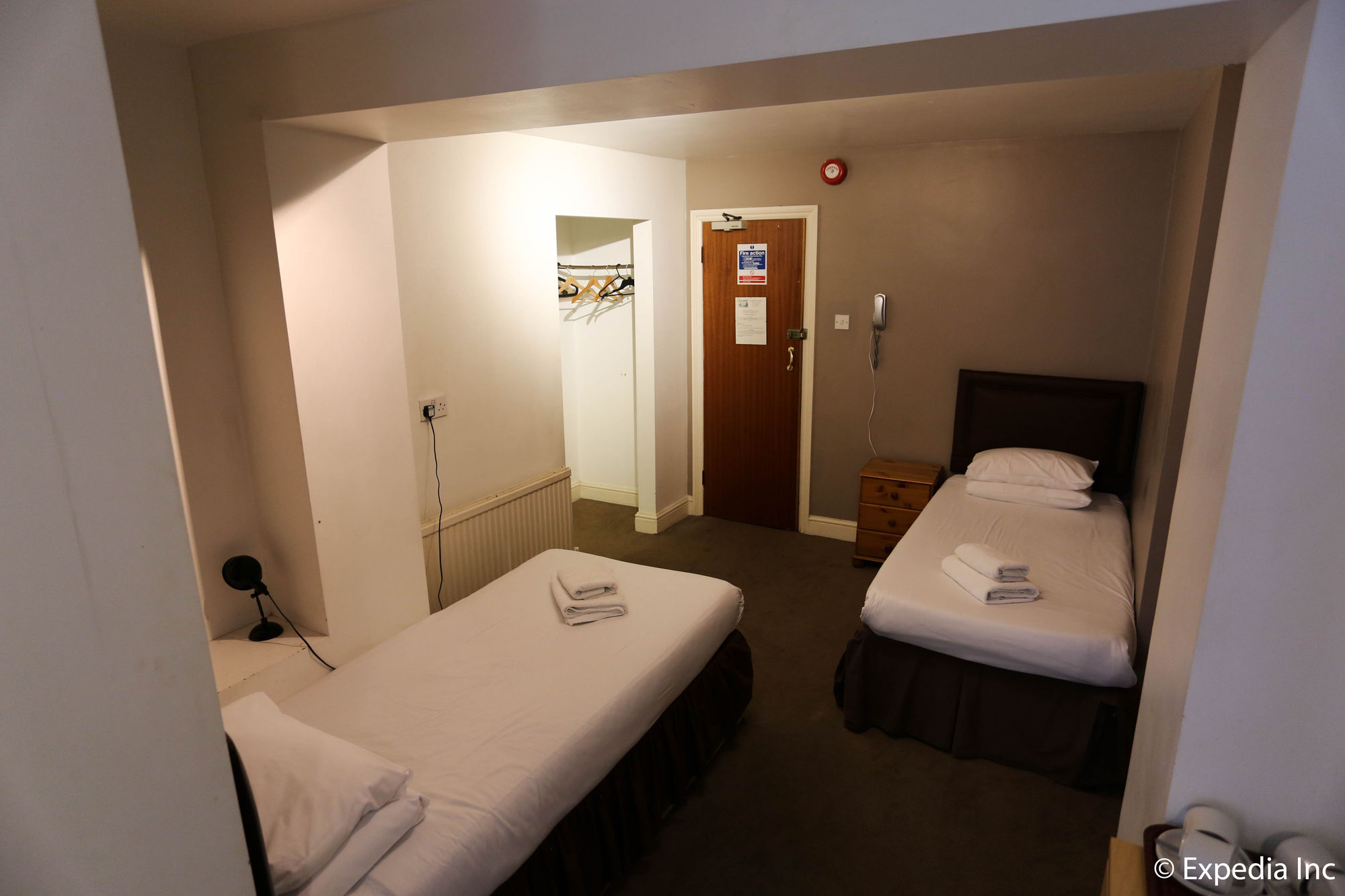 Фото Swinton Hotel