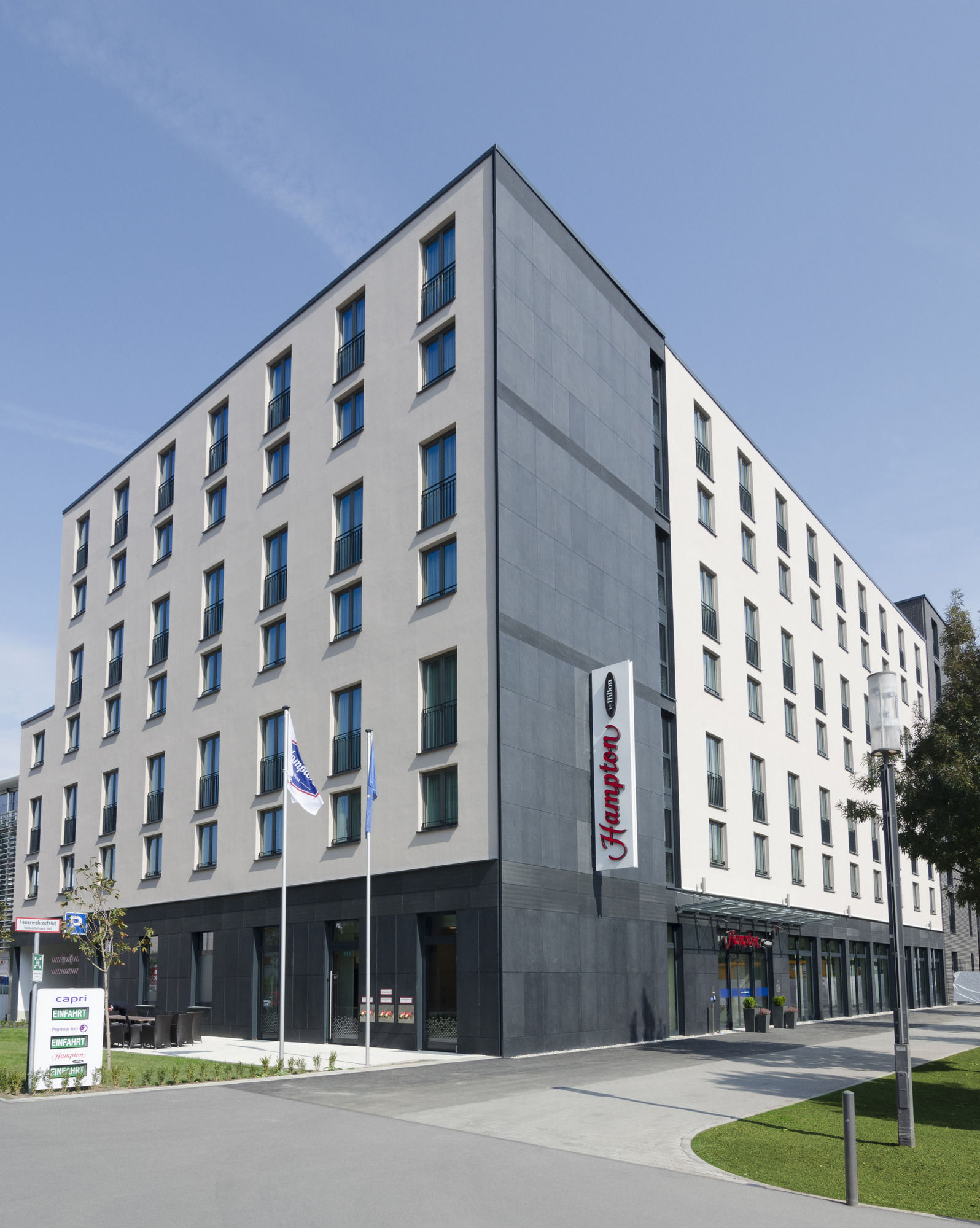 Фото Hampton by Hilton Frankfurt City Centre Messe