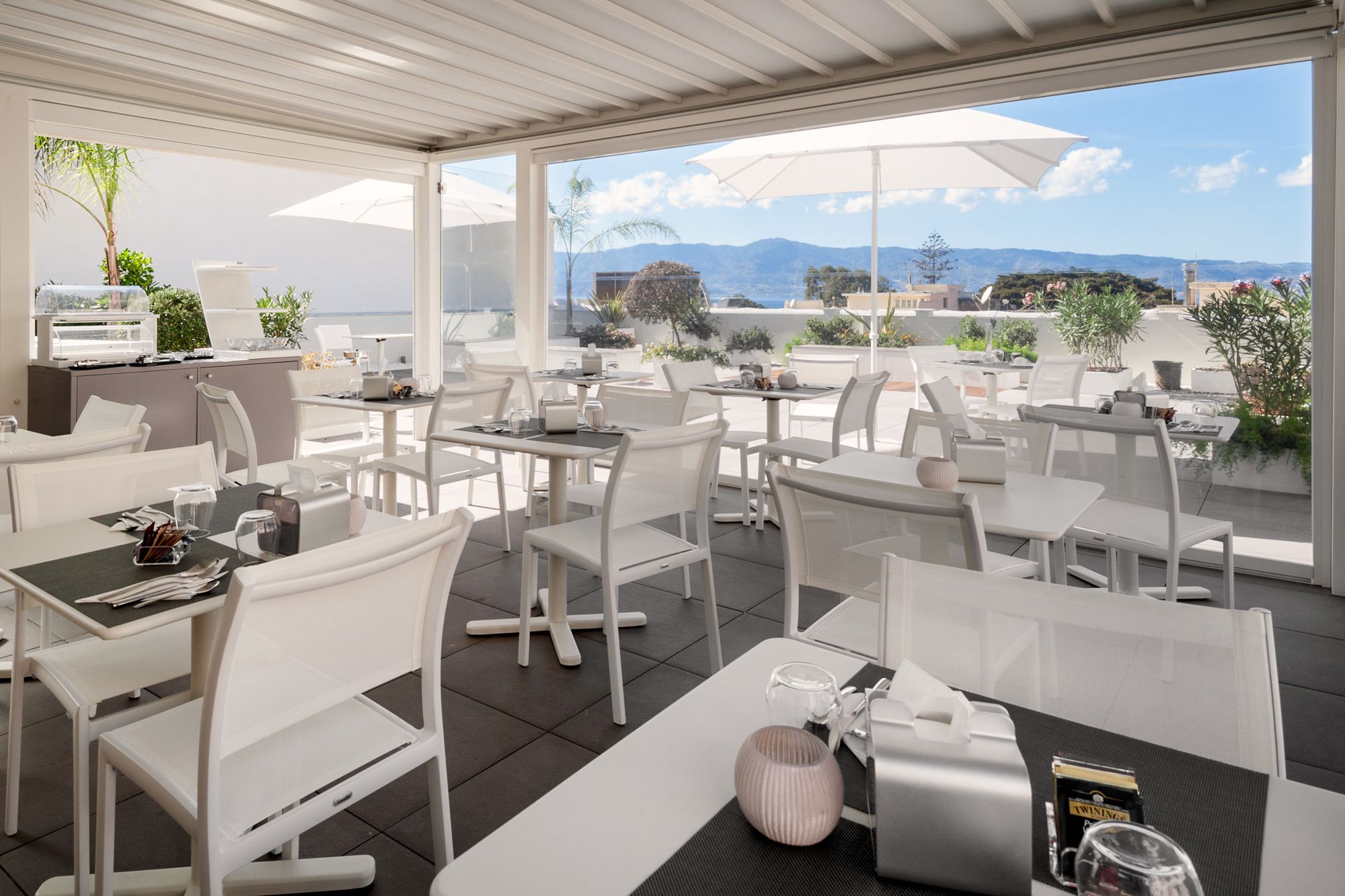 Фото Hotel Medinblu