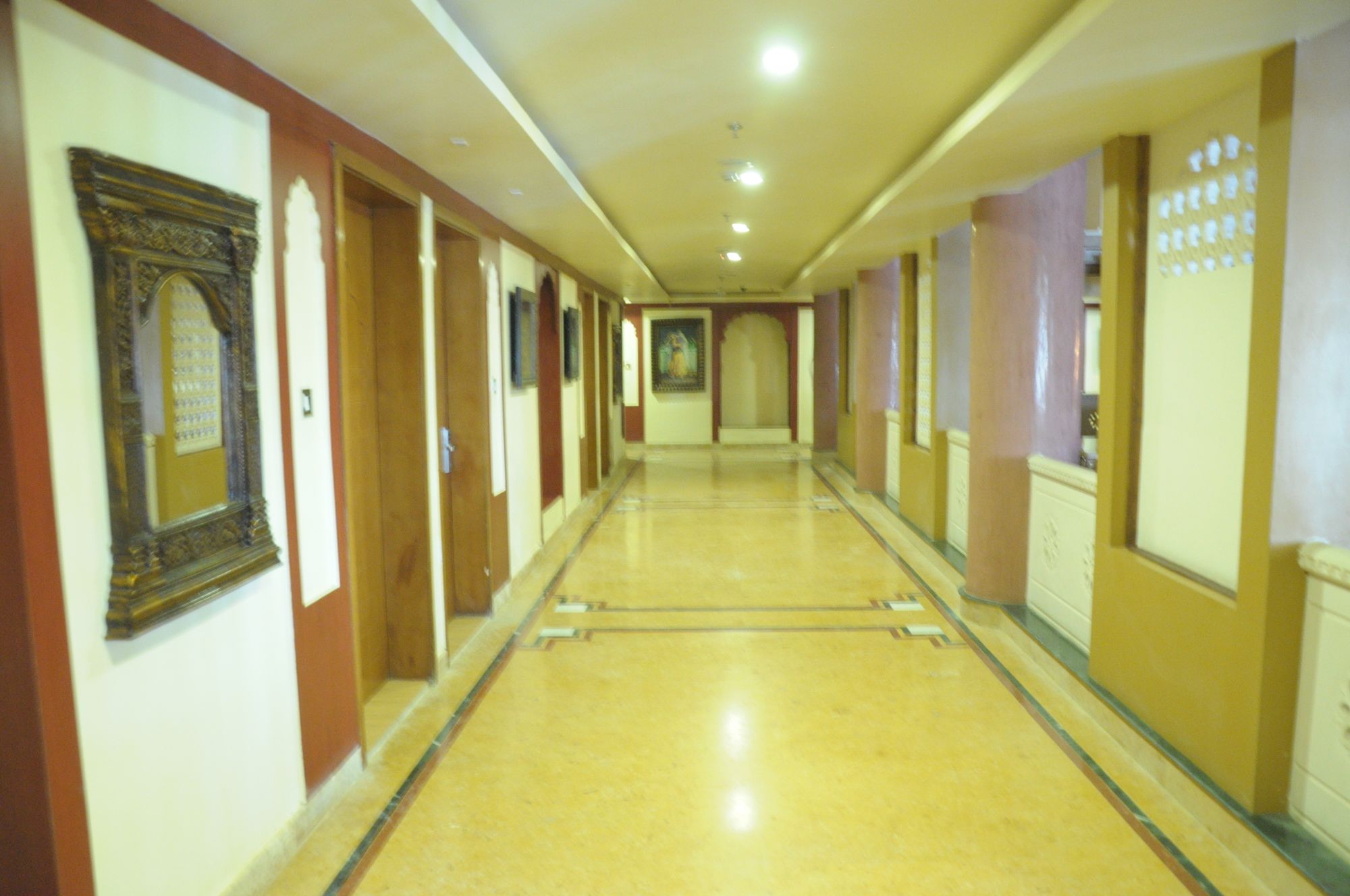 Фото Chokhi Dhani The Palace Hotel