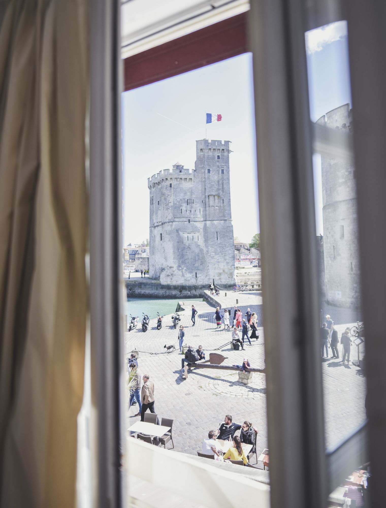 Фото Maisons du Monde Hôtel & Suites La Rochelle