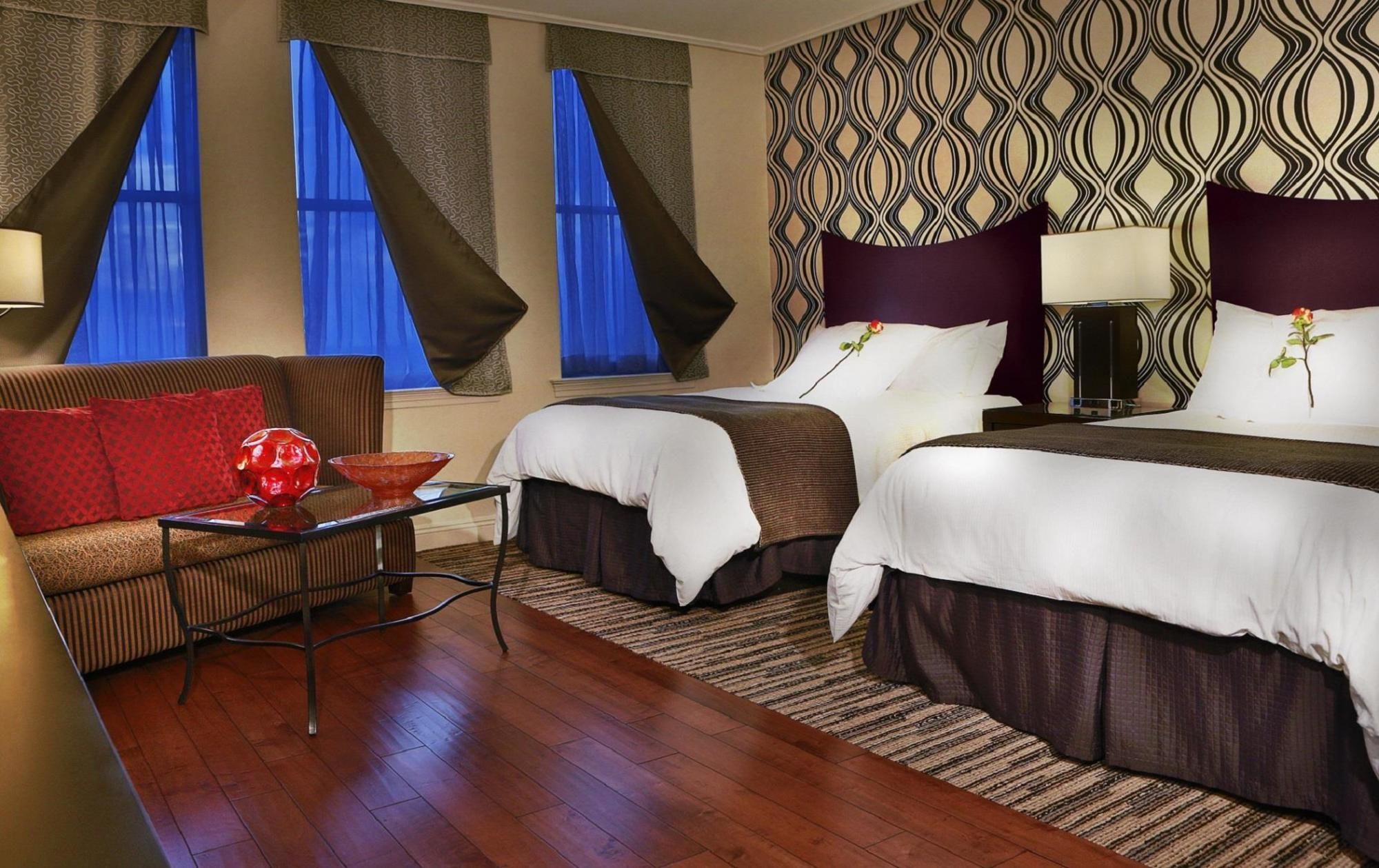 Фото TownePlace Suites by Marriott Oshawa