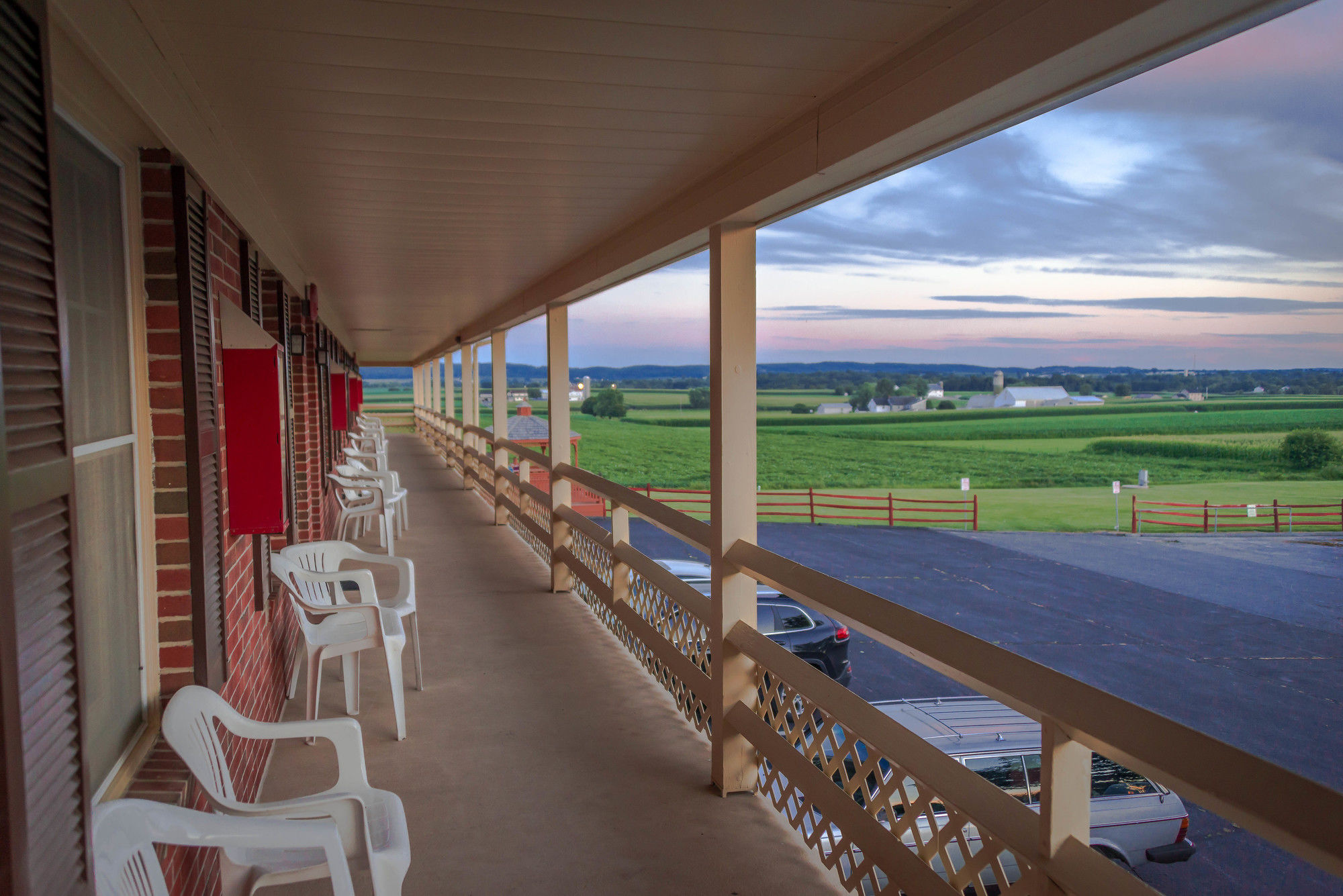 Фото Harvest Drive Family Inn