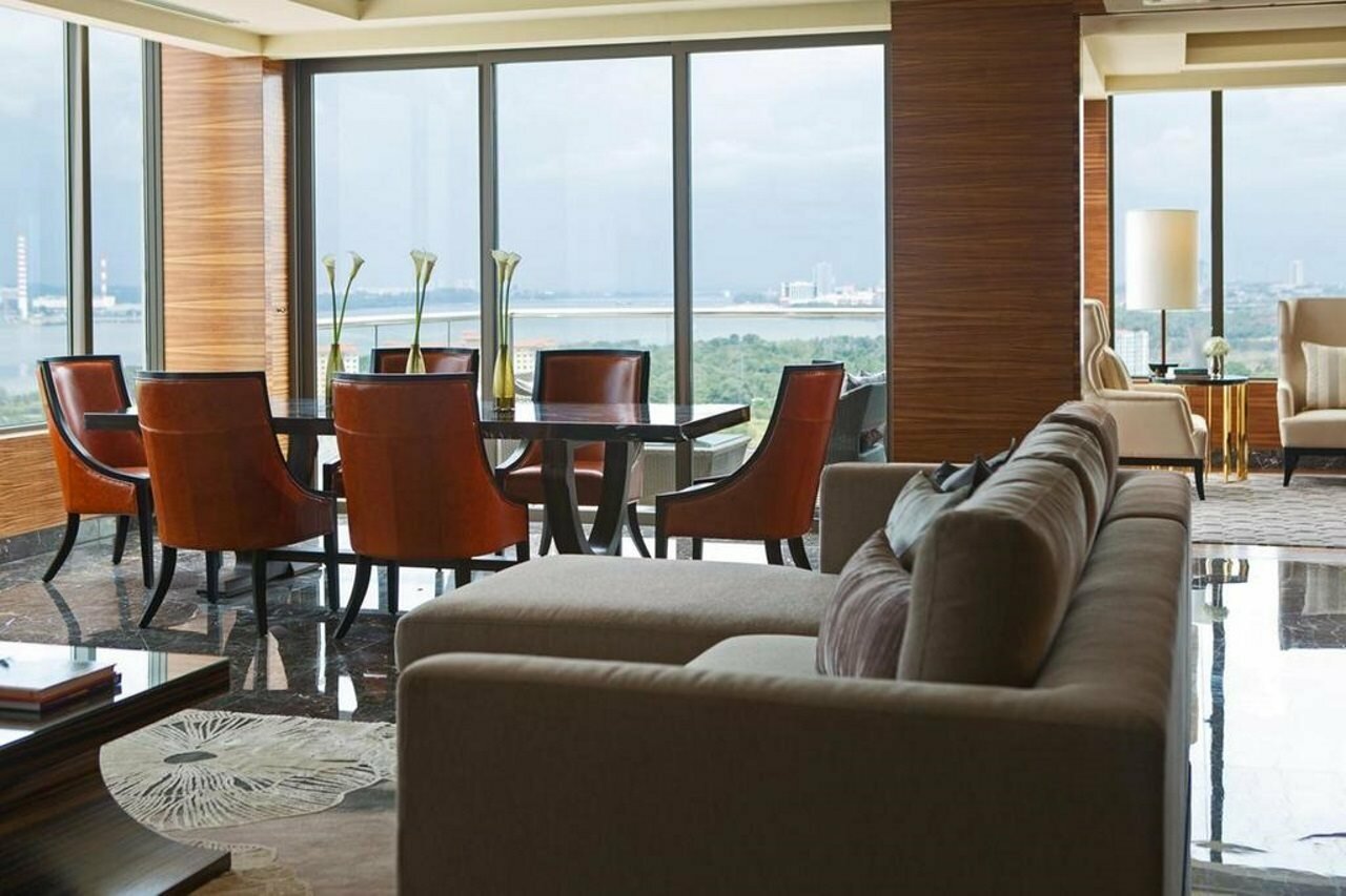 Фото Renaissance Johor Bahru Hotel