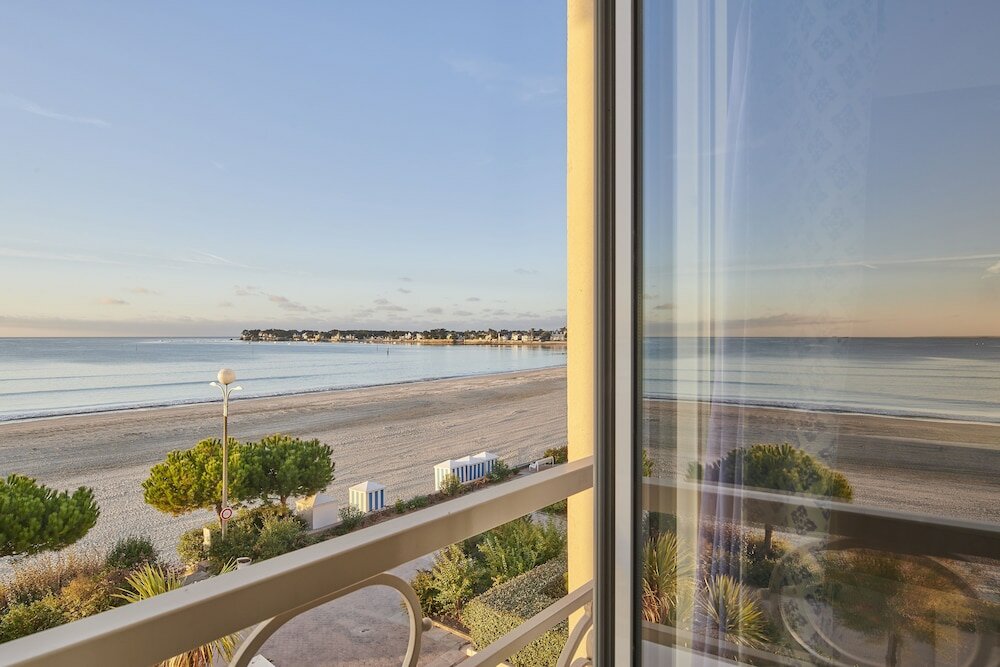 Фото Hôtel Vacances Bleues Villa Caroline