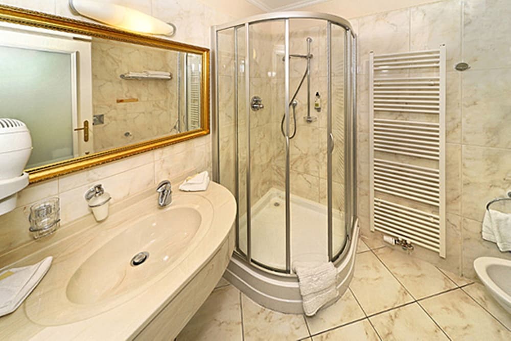 Фото Humboldt Park Hotel & SPA