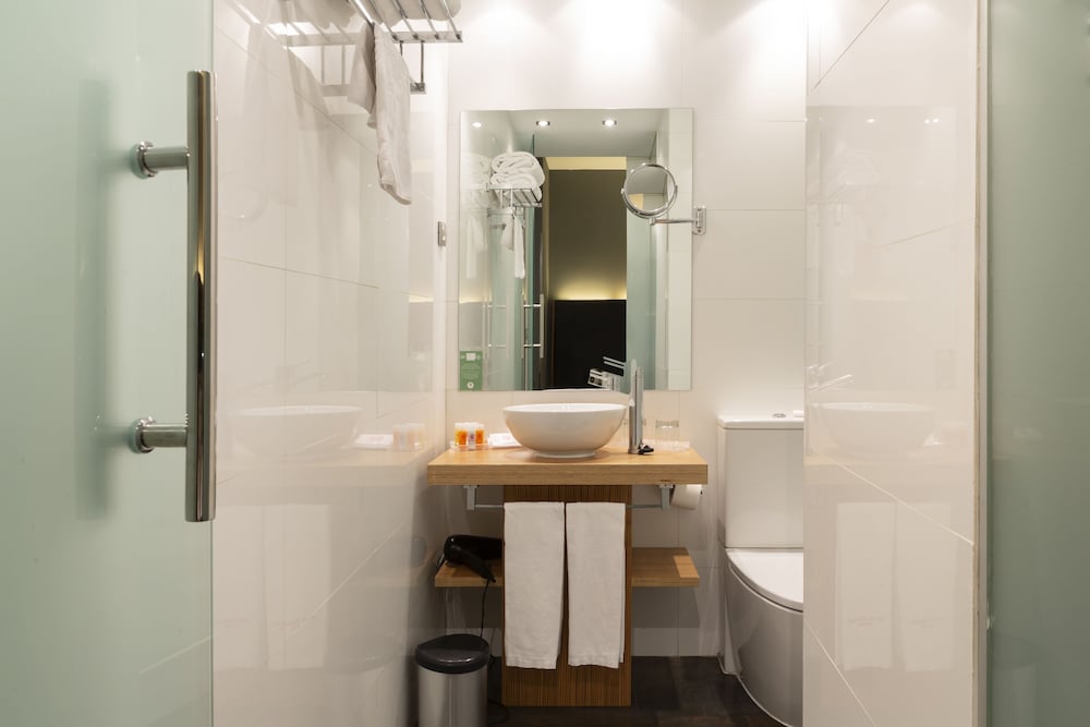 Фото Petit Palace Plaza del Carmen