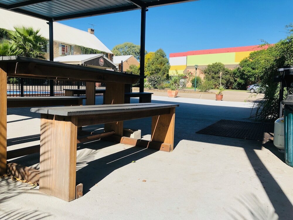 Фото Campbelltown Colonial Motor Inn