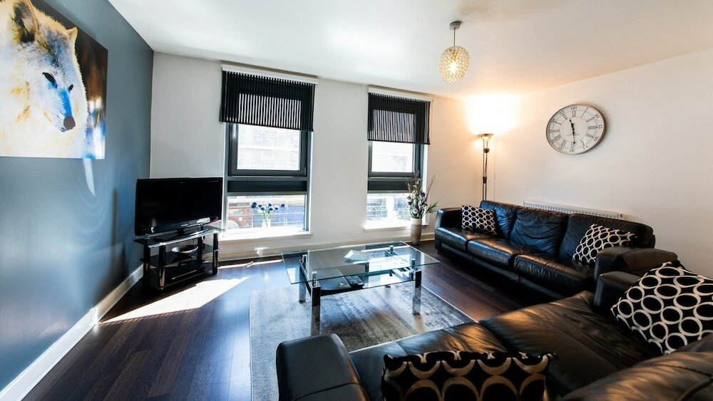 Фото The Spires Serviced Apartments Glasgow