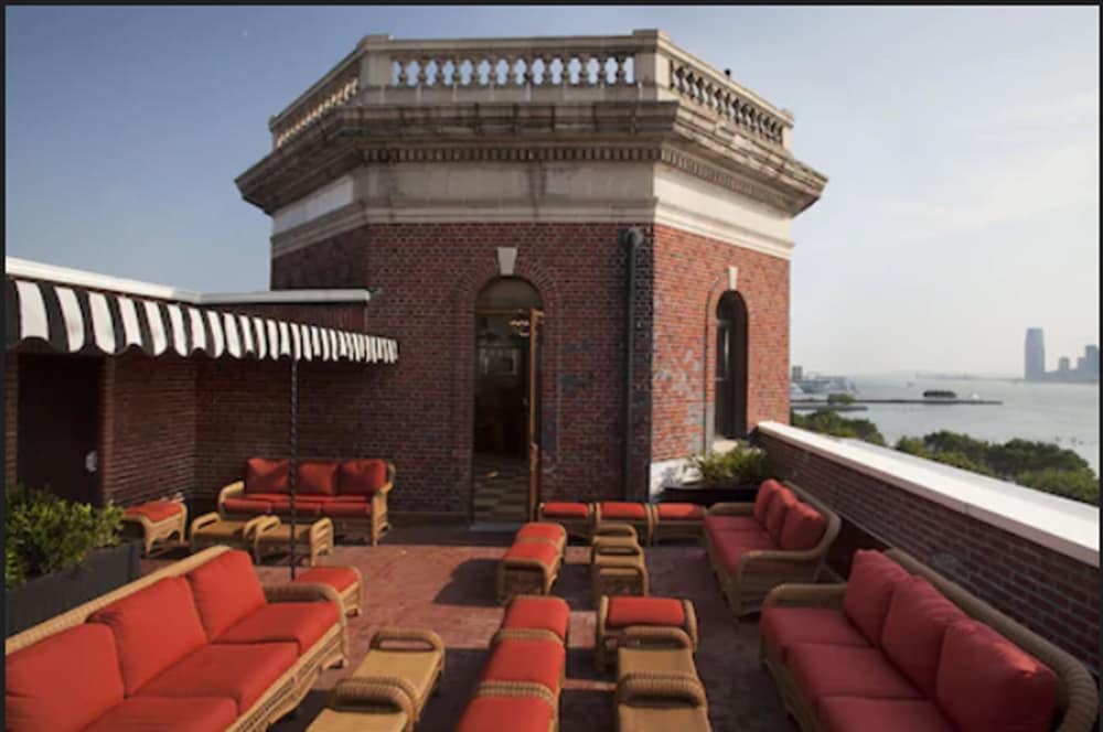 Фото The Jane Hotel