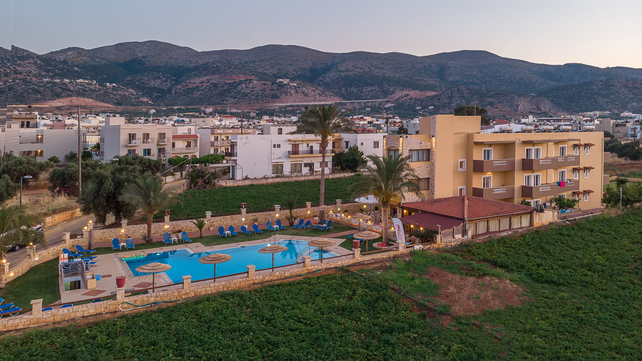 Фото Danelis Studios and Apartments