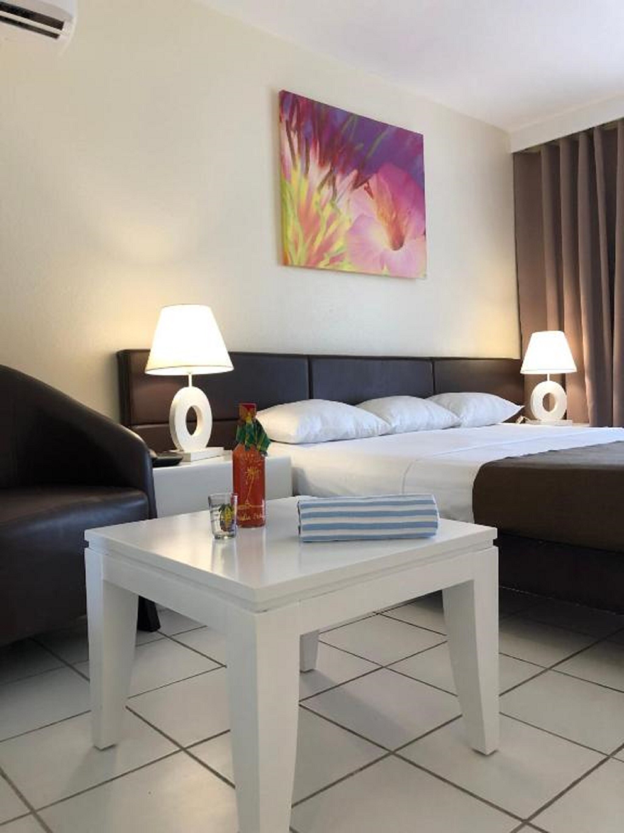 Фото Canella Beach Hotel