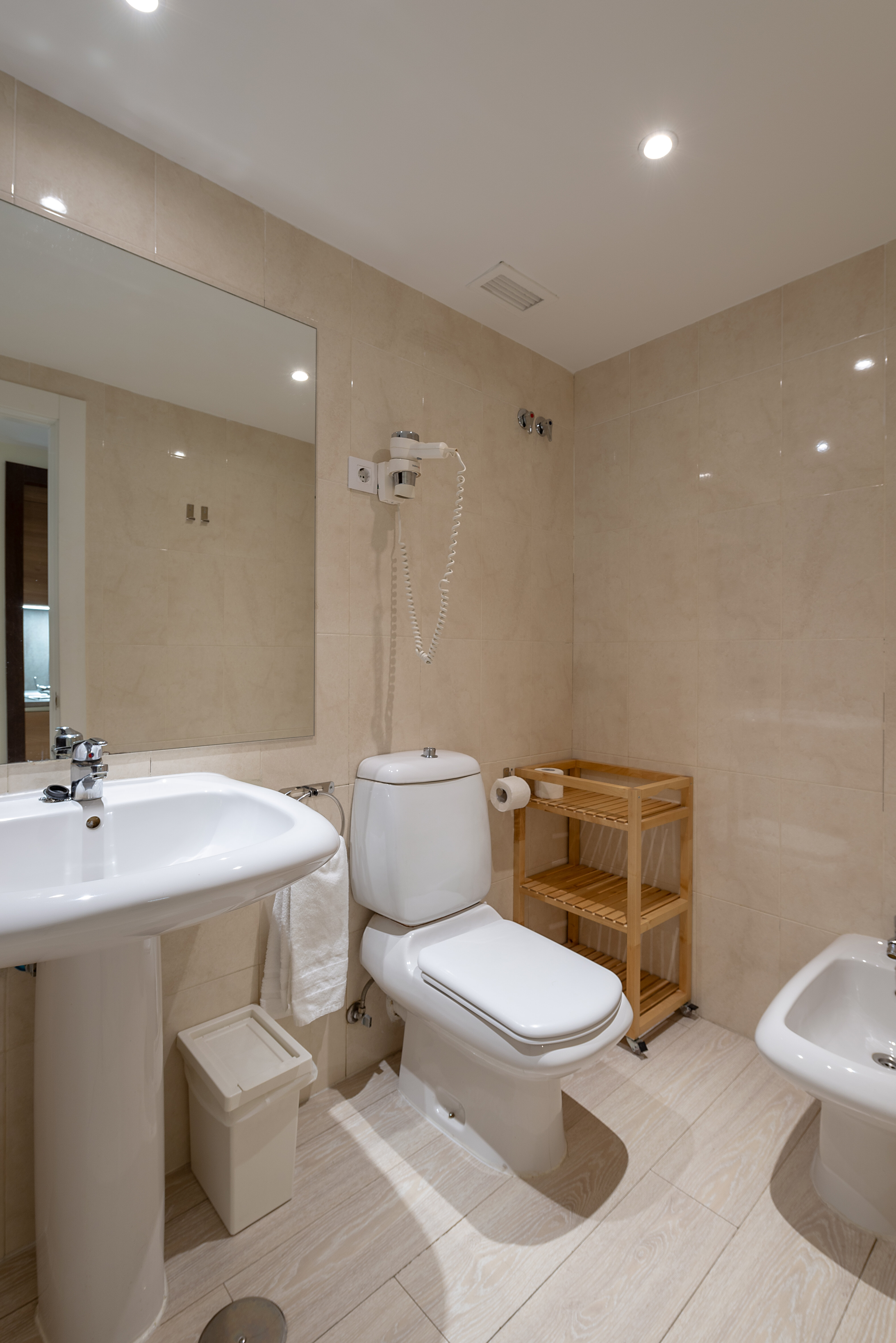 Фото Apartamentos Recoletos