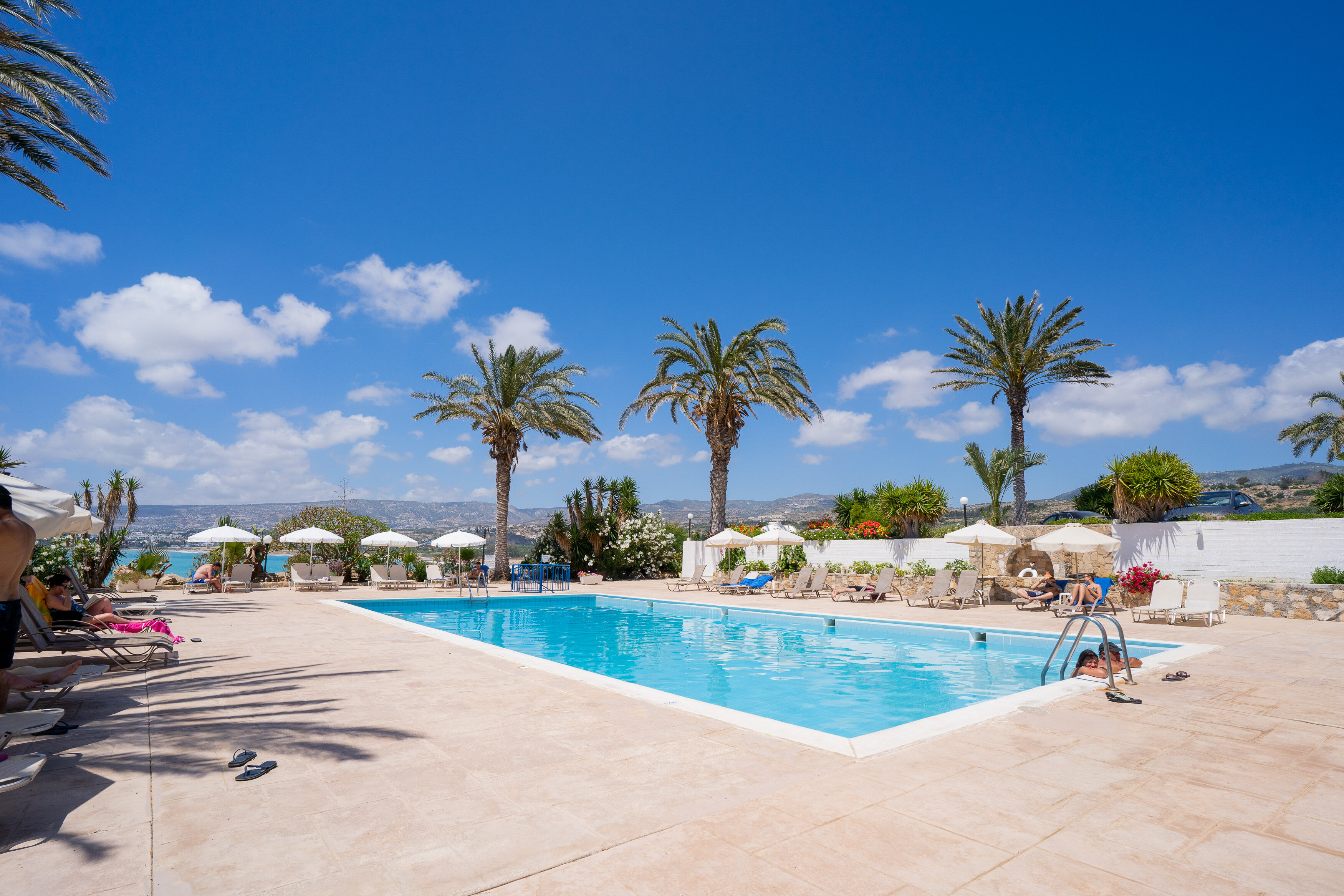 Фото Vrachia Beach Hotel & Suites - Adults only