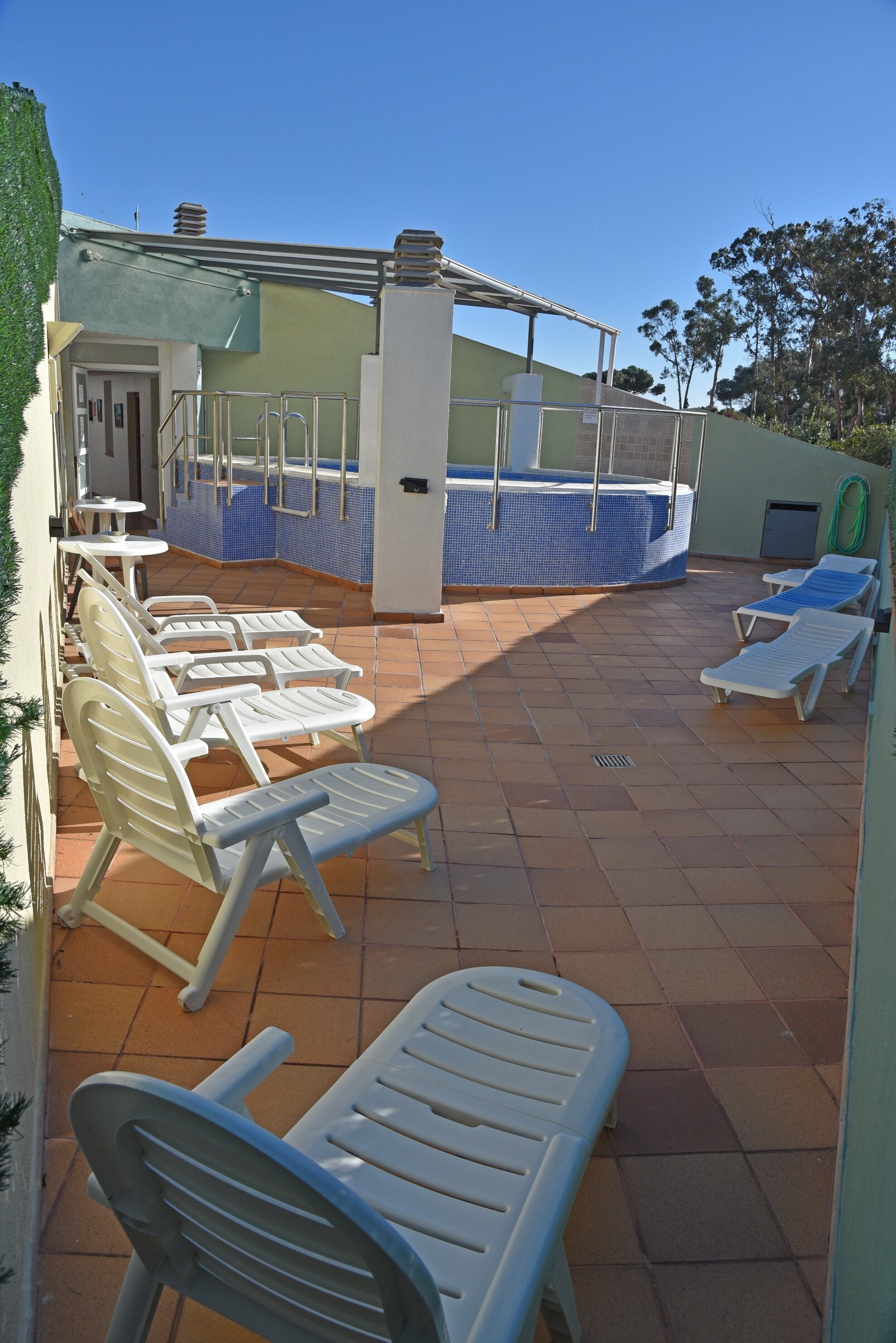 Фото Apartamentos Ar Dosjoimi