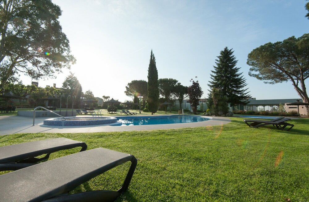 Фото Hotel Mas Solà