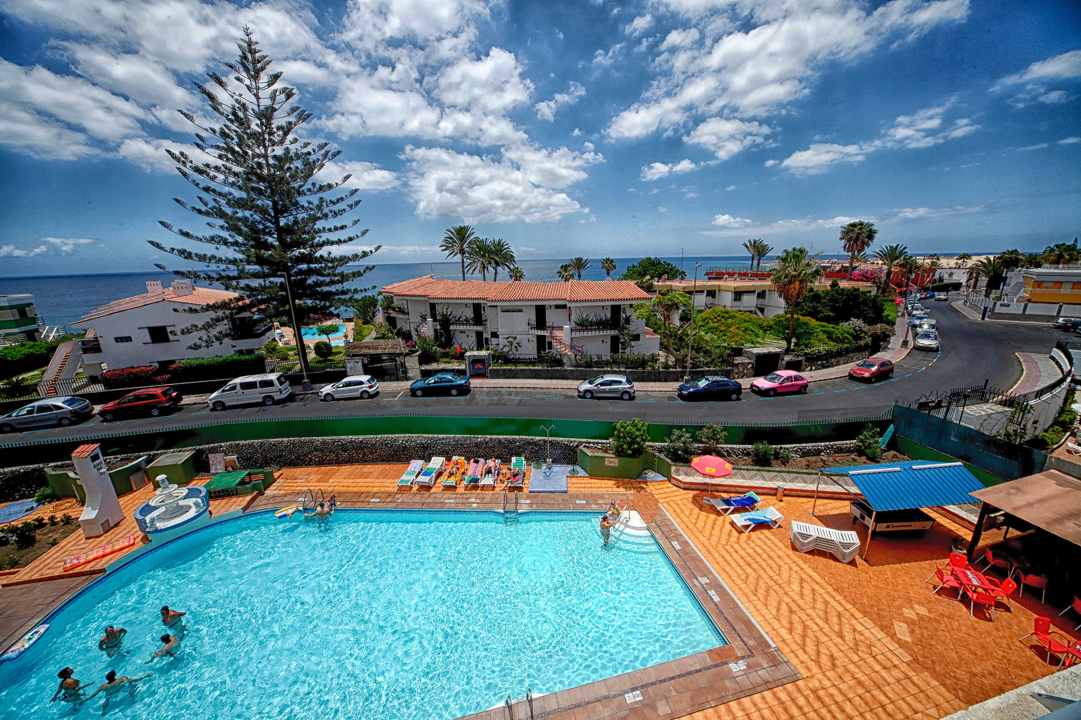 Фото Apartamentos Montemar