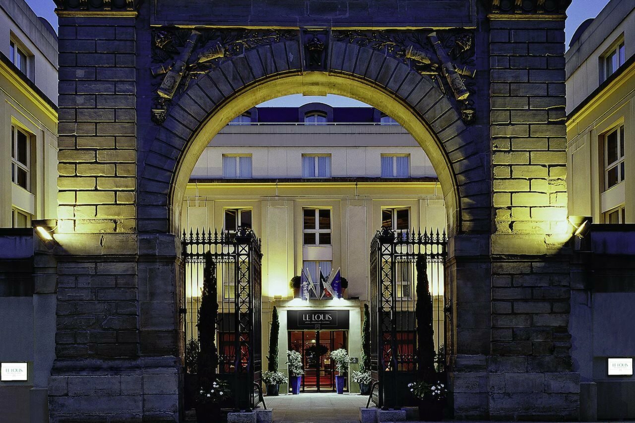 Фото Le Louis Versailles Château MGallery