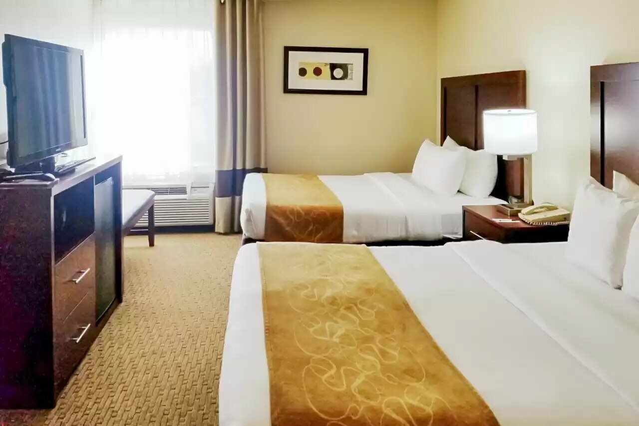Фото Comfort Suites Las Colinas Center