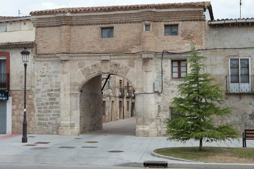 Внешний вид отеля Hotel Azofra в Бургосе, фото 4