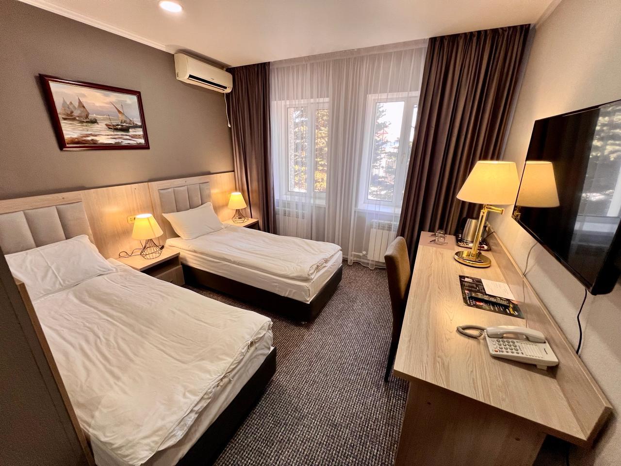 Фото отеля 2