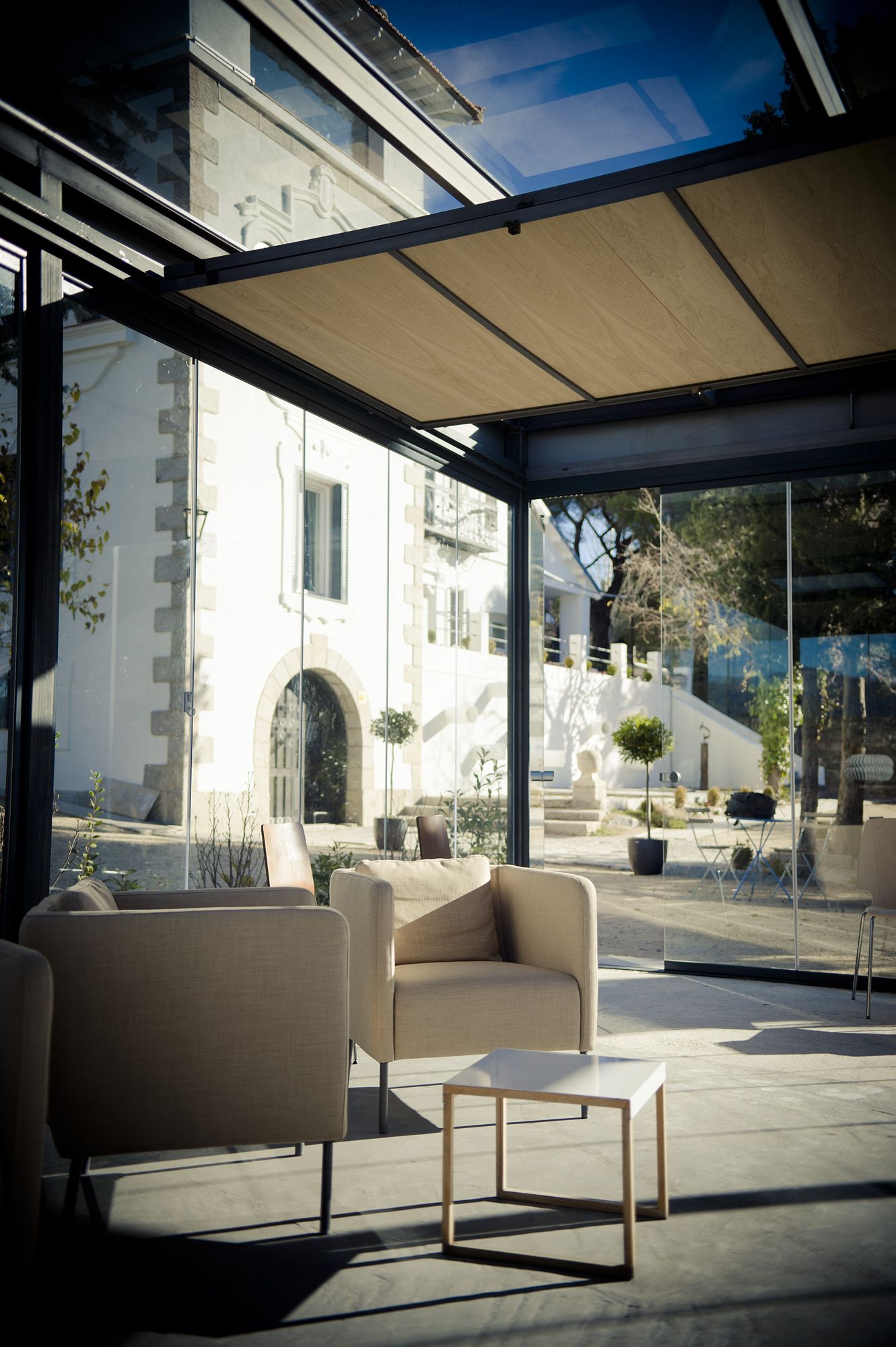 Фото Box art hotel