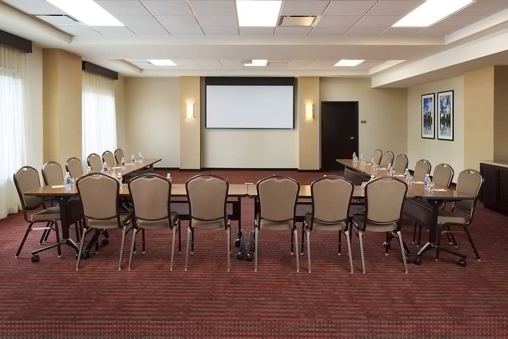 Фото Hyatt Place Chicago Midway Airport