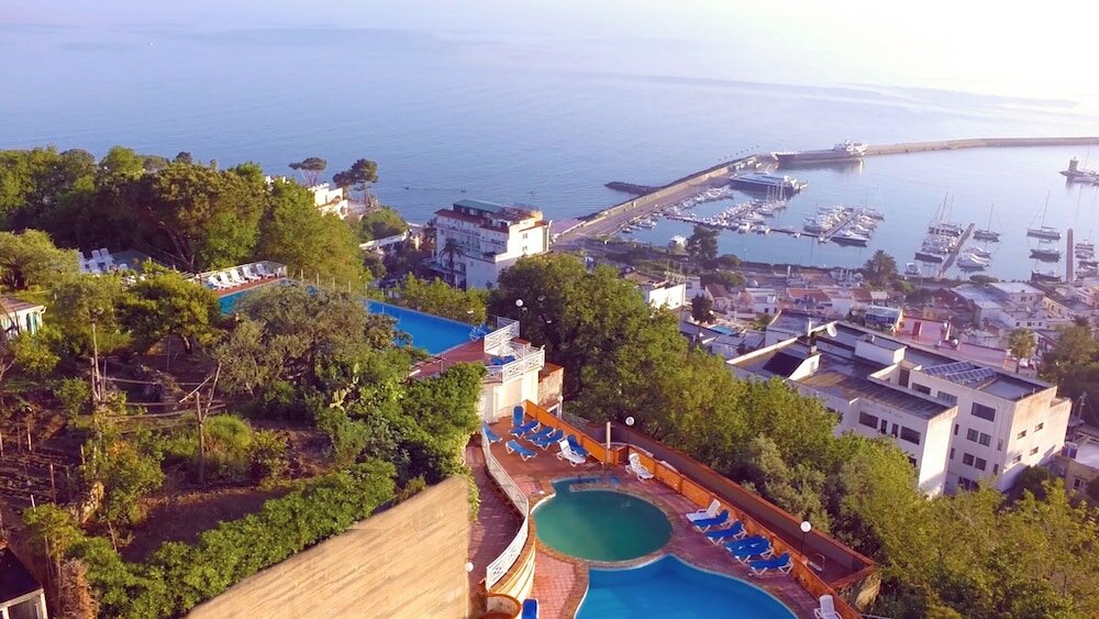 Фото Suisse Thermal Village