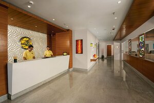 Гостиница Lemon Tree Hotel Vadodra