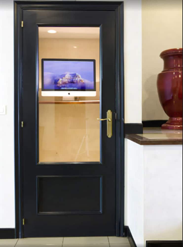 Фото Hotel Ibiltze