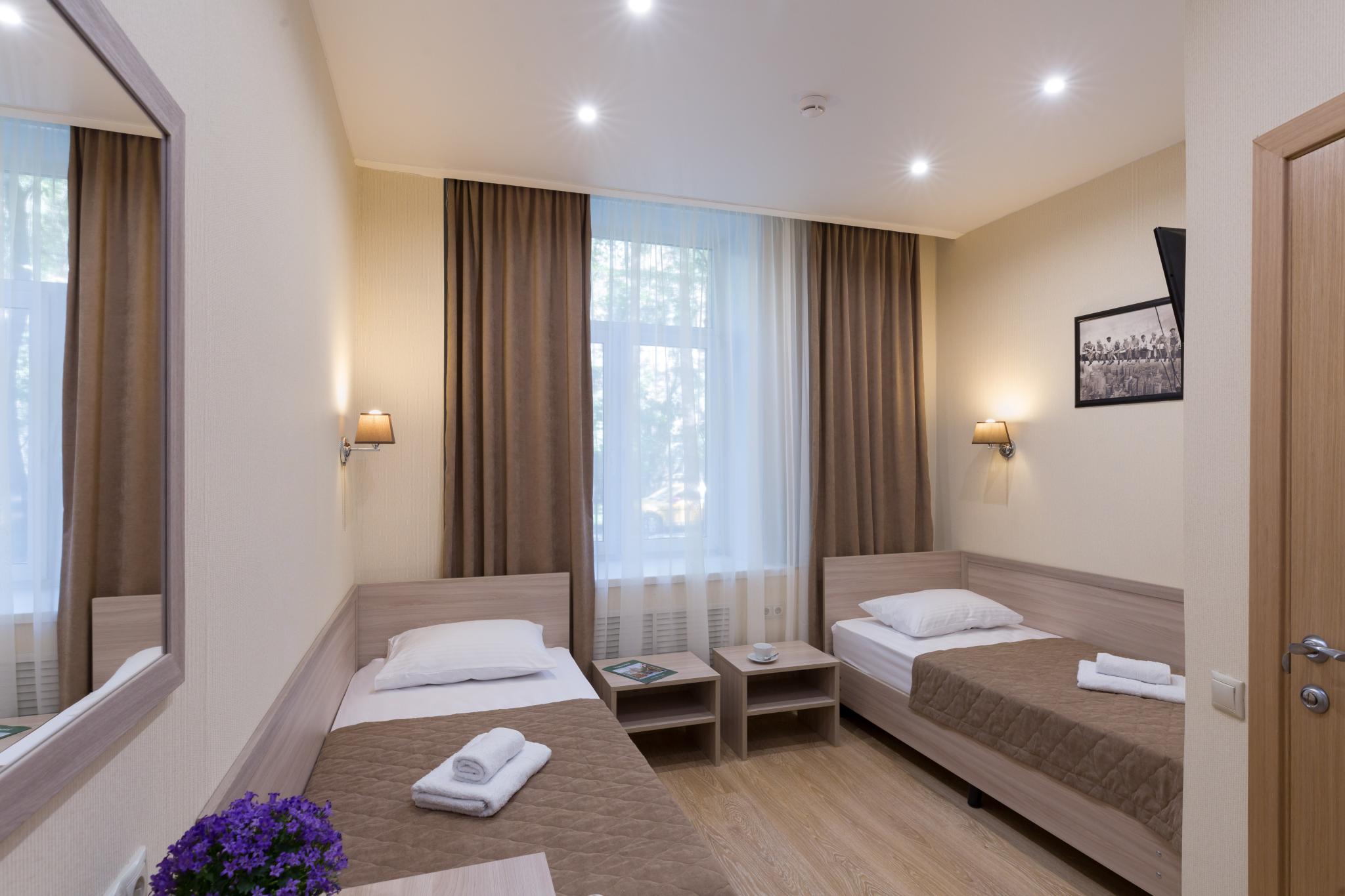 Фото Академик