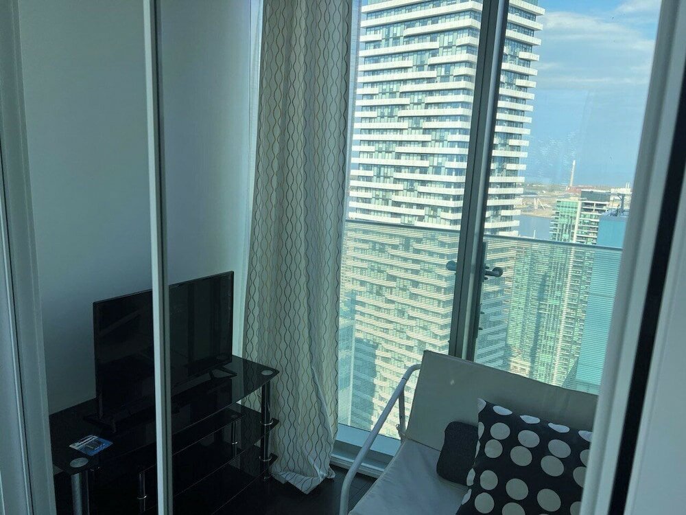 Фото Elite Urban Lodgings