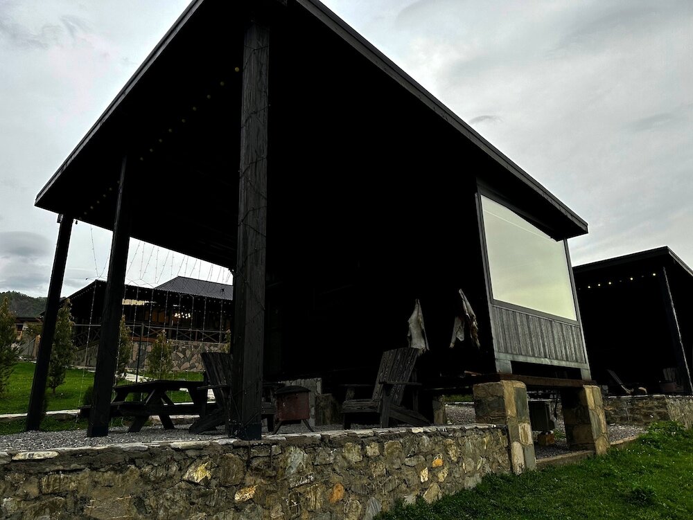 Фото Runaway House - Qalaciq