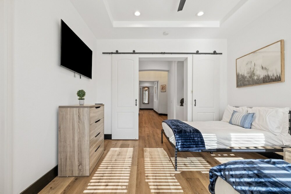 Фото Super Mario Hideout Desert Dream