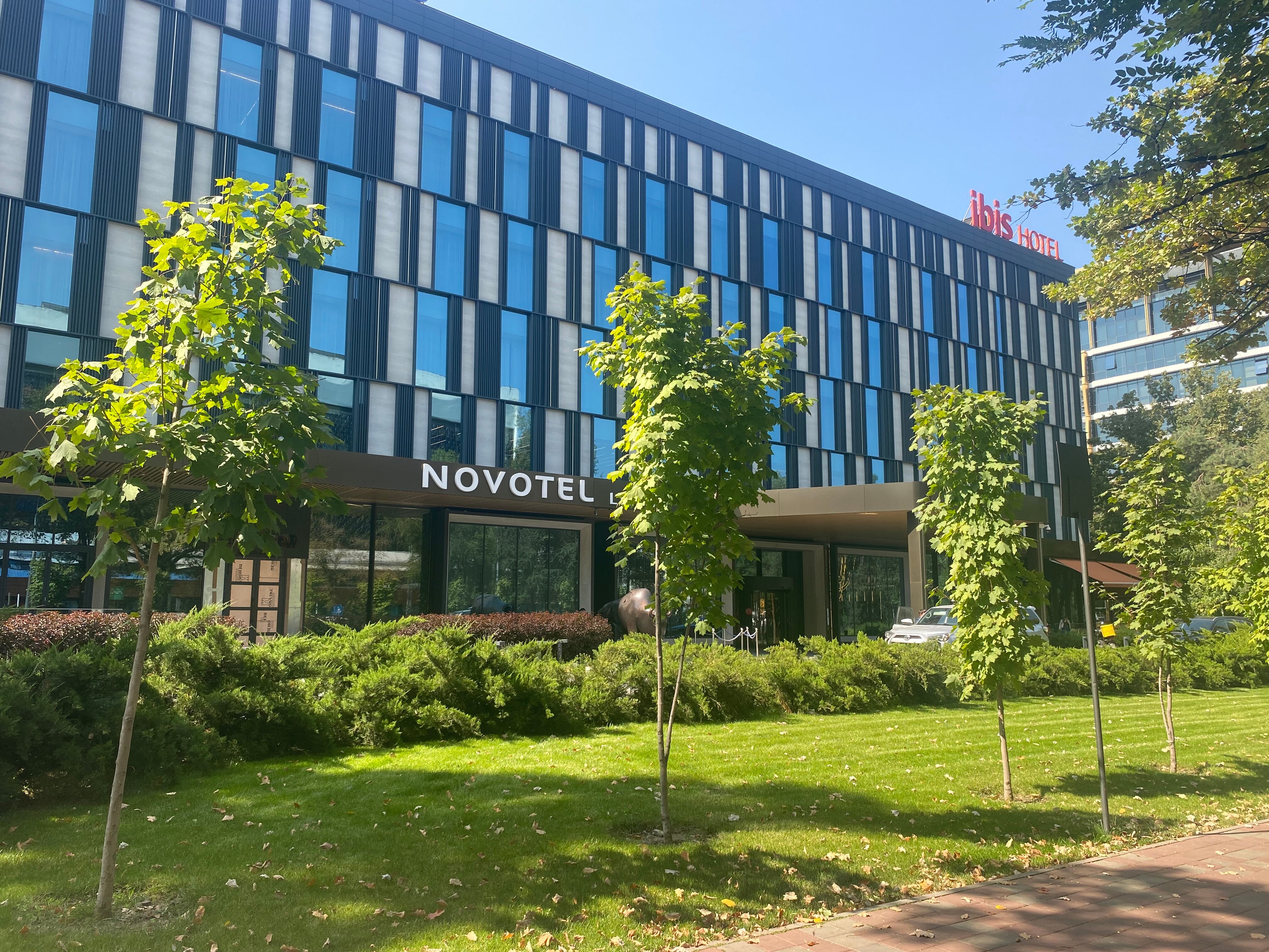 Фото Novotel Living Almaty Jetisu