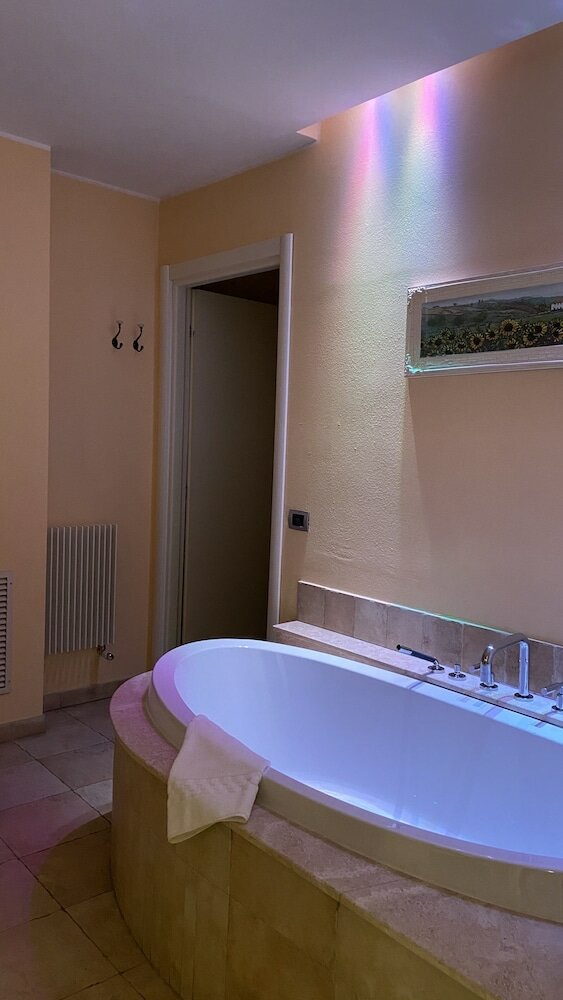 Фото Vogue Hotel