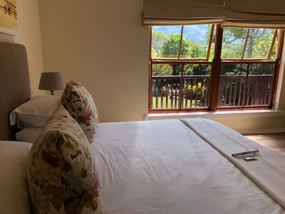 Фото Summit Place Guest House