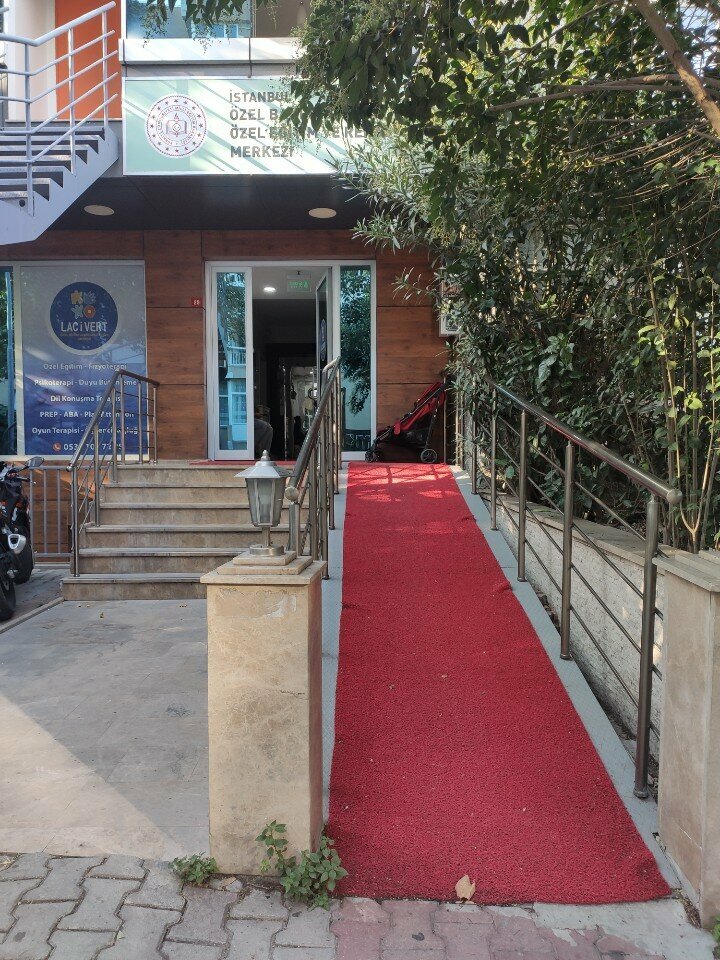 مركز تأهيل طبي Lacivert Special Education and Rehabilitation Center ، اسطنبول، صورة