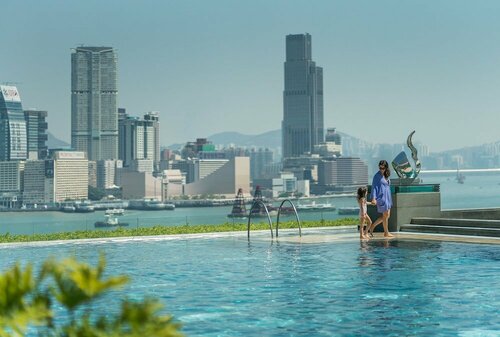 Гостиница Four Seasons Hotel Hong Kong в Гонконге