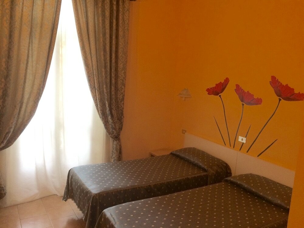 Фото Hotel Atena