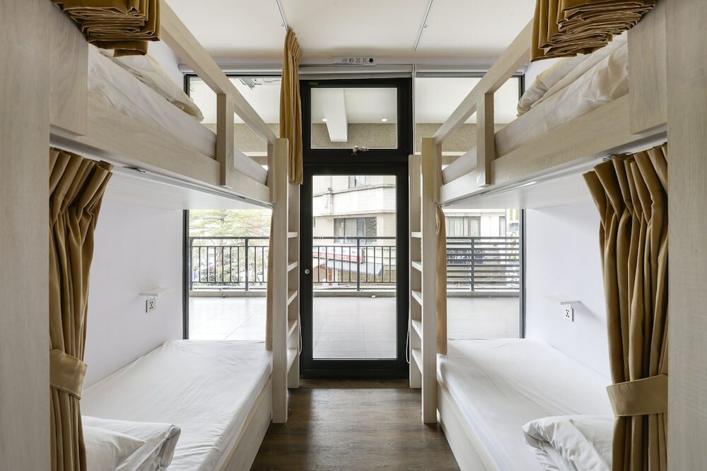 Фото Taichung Box Design Hotel