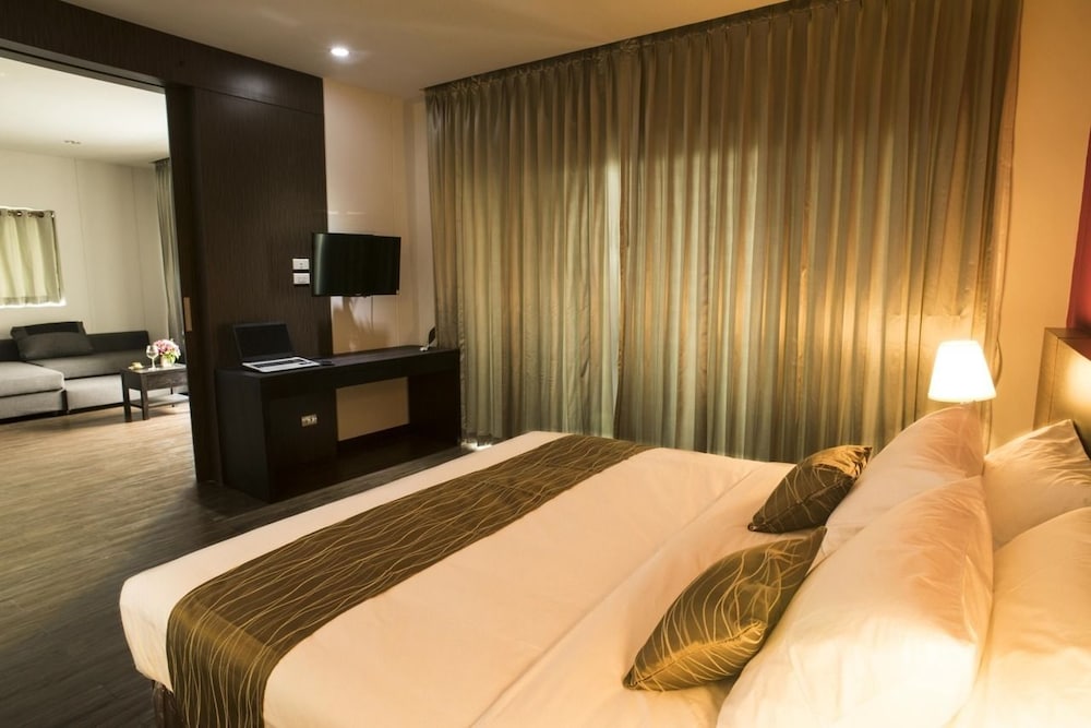 Фото Coco View Hotel