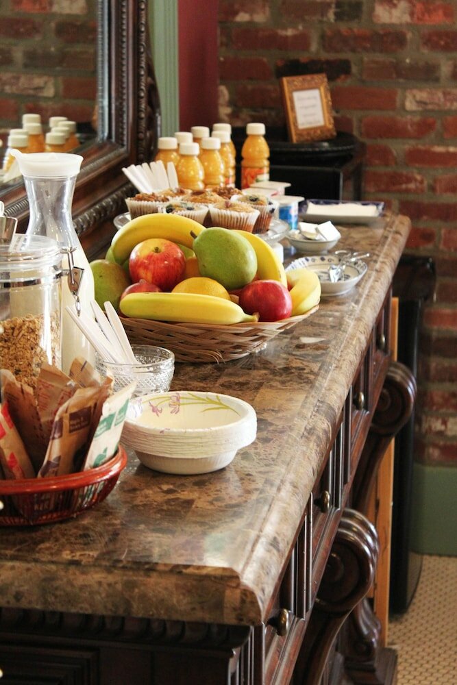 Фото The Weinhard Hotel