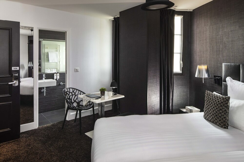 Фото First Hotel Paris Tour Eiffel