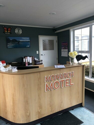 Гостиница Monarch Motel